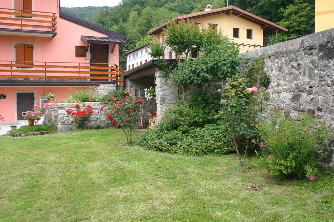 Pikes Villa Pulfero Kültér fotó