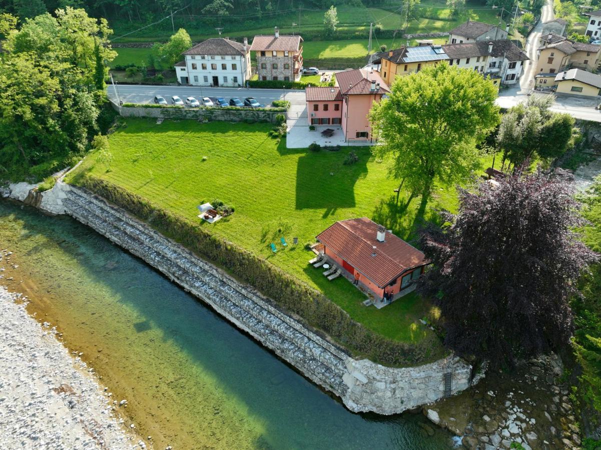 Pikes Villa Pulfero Kültér fotó